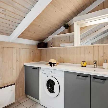 Amazing Home In Saeby With Sauna Sæby
