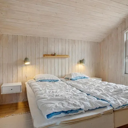 Amazing Home In Saeby With Sauna Hébergement de vacances Sæby